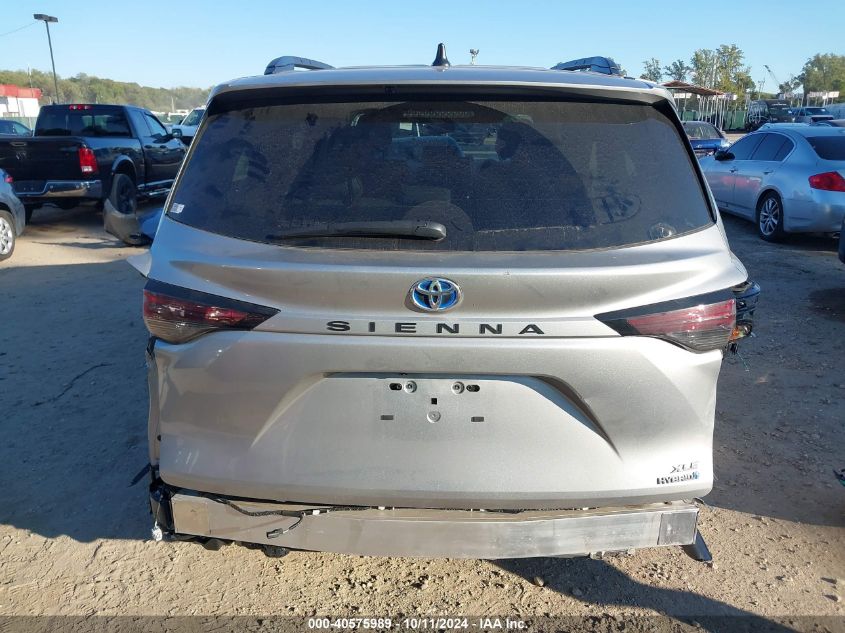 5TDJRKEC0RS185850 2024 Toyota Sienna Xle