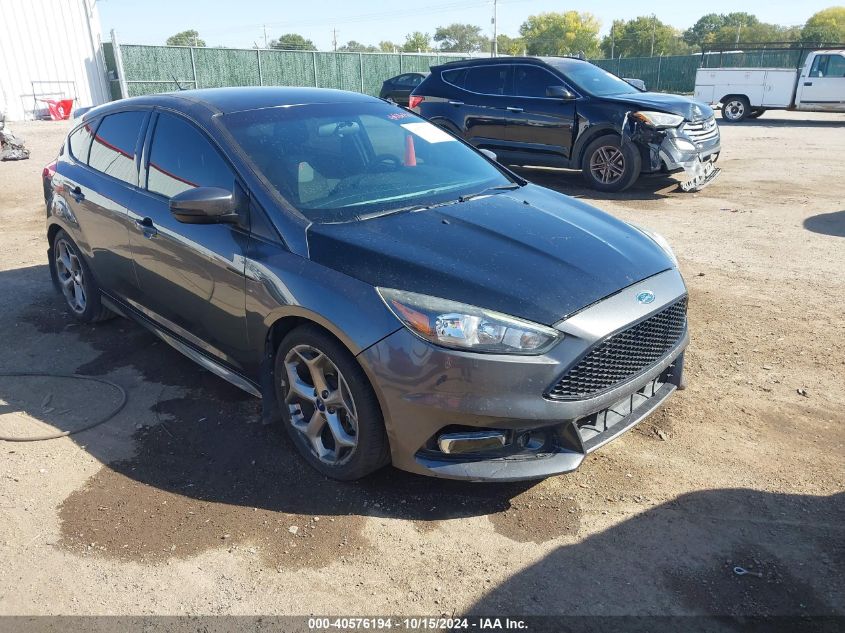 VIN 1FADP3L99JL217741 2018 Ford Focus St no.1