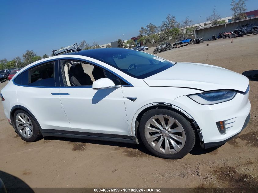 2017 Tesla Model X 100D/75D/90D VIN: 5YJXCDE26HF026235 Lot: 40576399