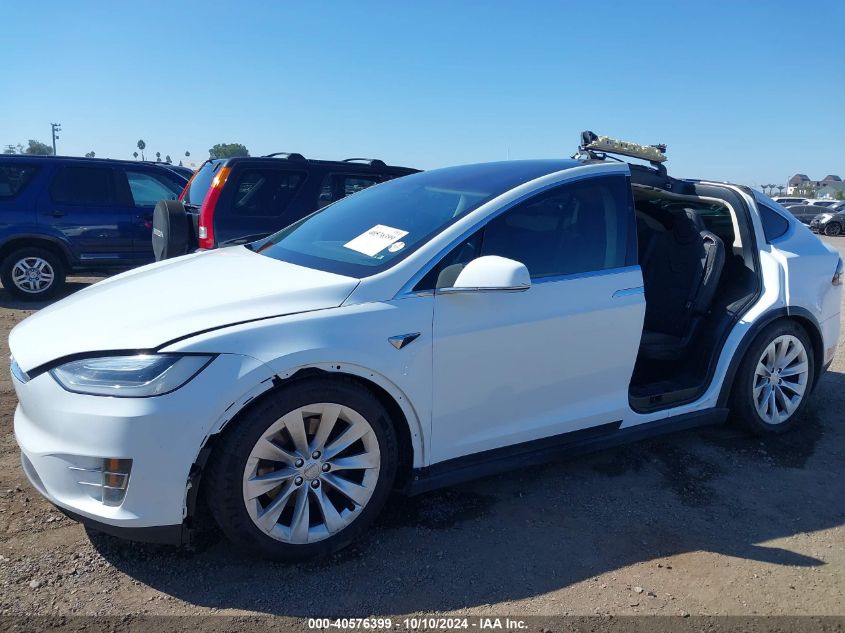 2017 Tesla Model X 100D/75D/90D VIN: 5YJXCDE26HF026235 Lot: 40576399