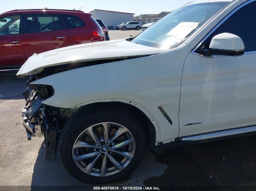 2018 BMW X3 xDrive30I VIN: 5UXTR9C54JLC84247 Lot: 40576618