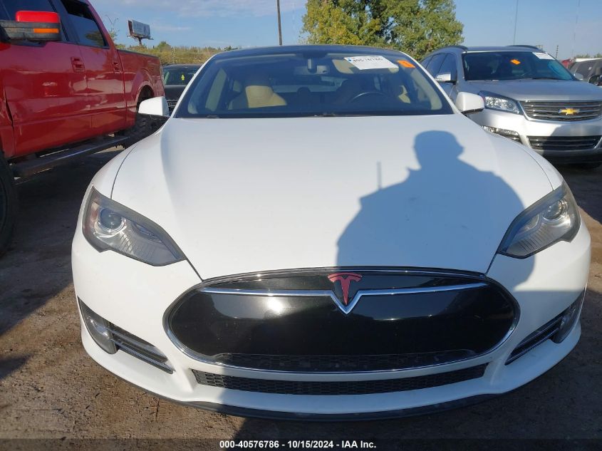 2013 Tesla Model S Performance VIN: 5YJSA1DP7DFP13715 Lot: 40576786