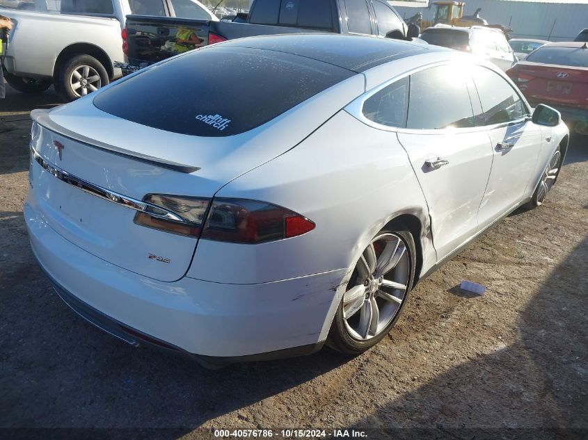 2013 Tesla Model S Performance VIN: 5YJSA1DP7DFP13715 Lot: 40576786