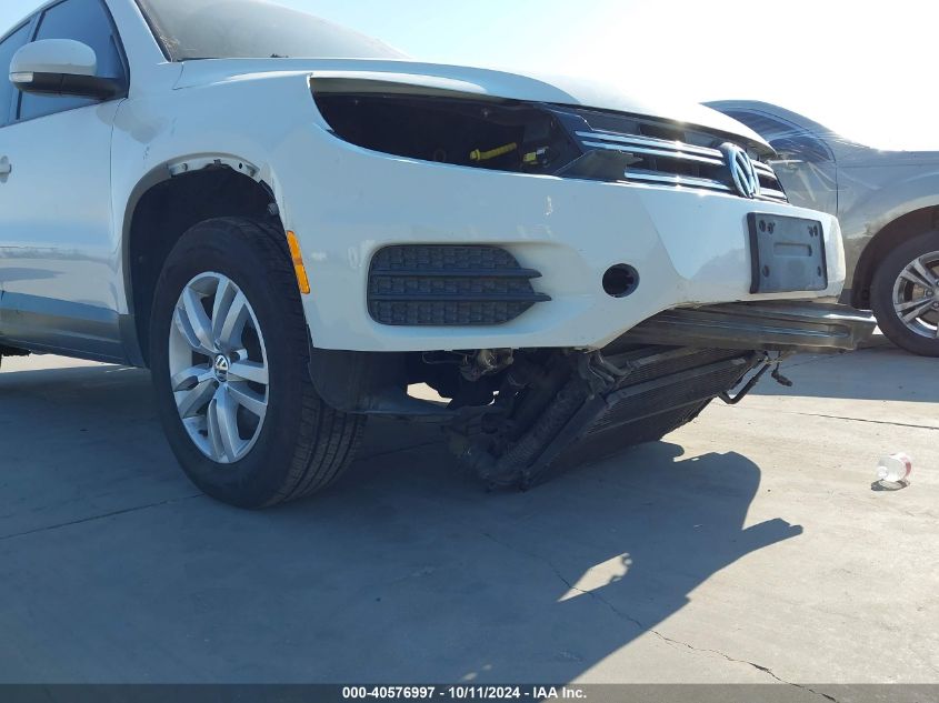 2015 Volkswagen Tiguan S VIN: WVGAV7AX1FW550903 Lot: 40576997