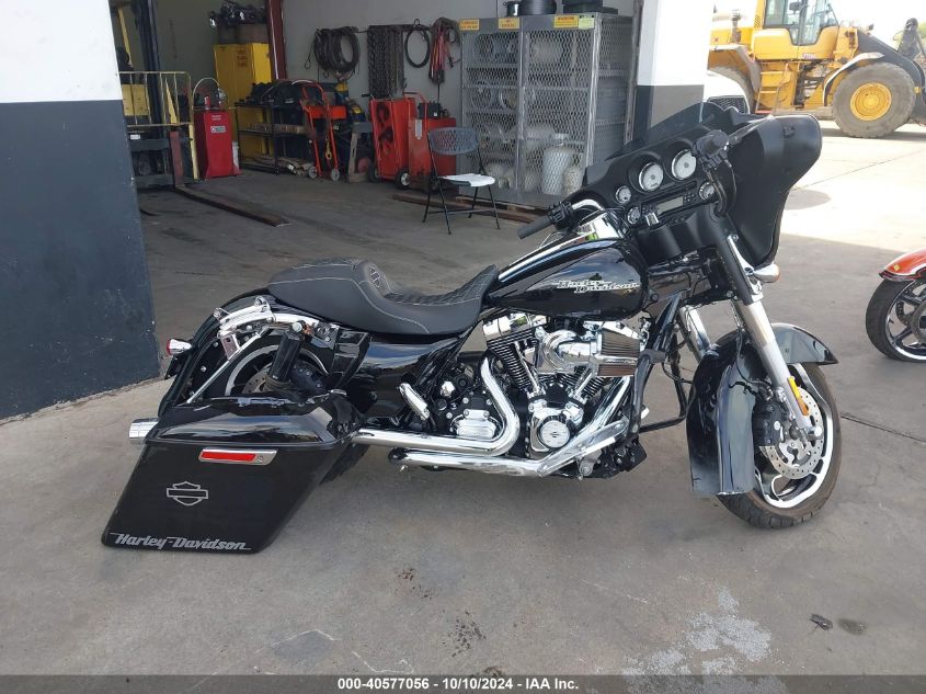 2012 Harley-Davidson Flhx Street Glide VIN: 1HD1KBM39CB690921 Lot: 40577056