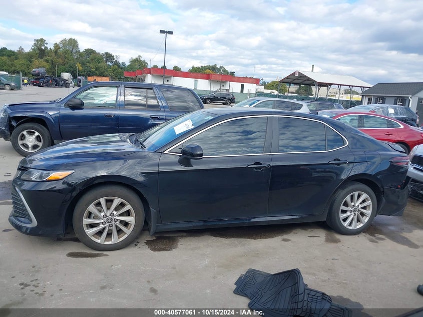 VIN 4T1C11BK5NU071334 2022 TOYOTA CAMRY LE AWD