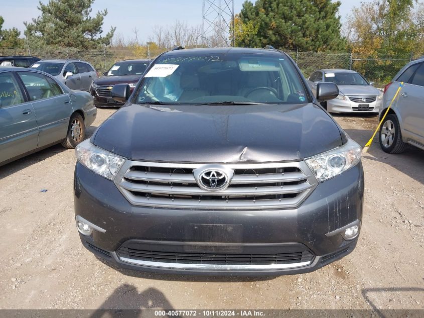 2013 Toyota Highlander Plus/Se VIN: 5TDBK3EHXDS216623 Lot: 40577072