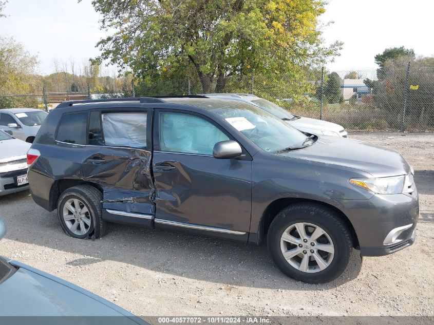 2013 Toyota Highlander Plus/Se VIN: 5TDBK3EHXDS216623 Lot: 40577072