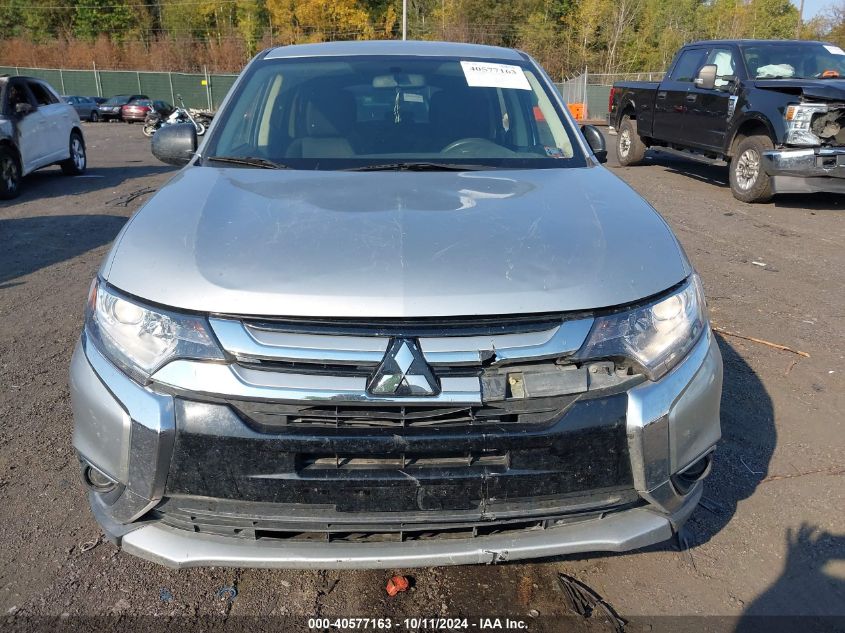 JA4AZ3A31JZ061501 2018 Mitsubishi Outlander Es