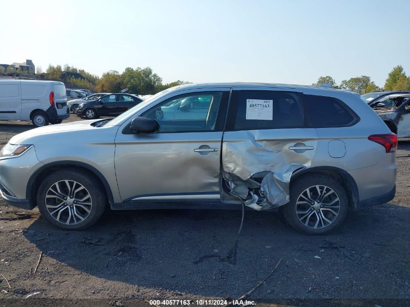 JA4AZ3A31JZ061501 2018 Mitsubishi Outlander Es