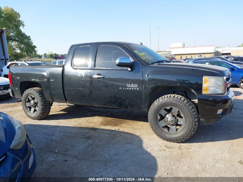 1GCRCSE09BZ146964 2011 Chevrolet Silverado 1500 Lt