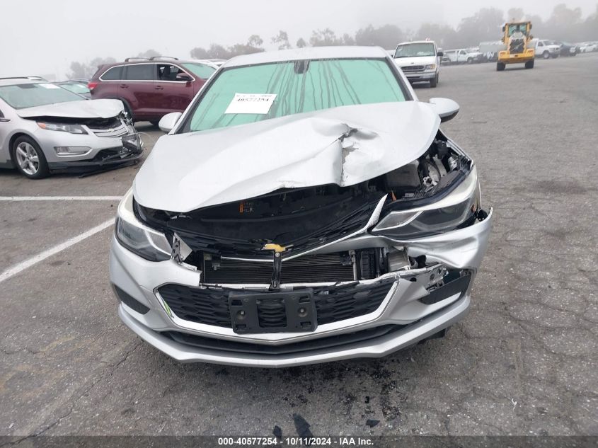 1G1BE5SM1J7239498 2018 Chevrolet Cruze Lt