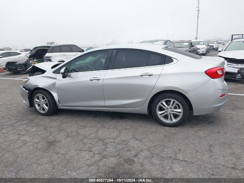 1G1BE5SM1J7239498 2018 Chevrolet Cruze Lt