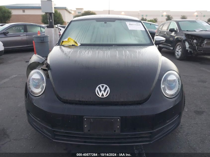 2013 Volkswagen Beetle VIN: 3VWJP7AT9DM677744 Lot: 40577264