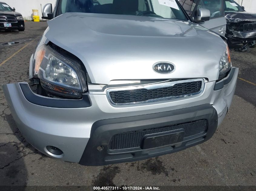 2011 Kia Soul + VIN: KNDJT2A24B7320262 Lot: 40577311