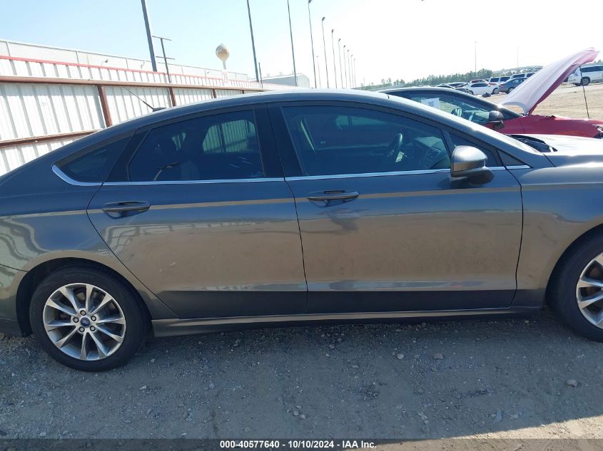 3FA6P0HD9HR305513 2017 Ford Fusion Se