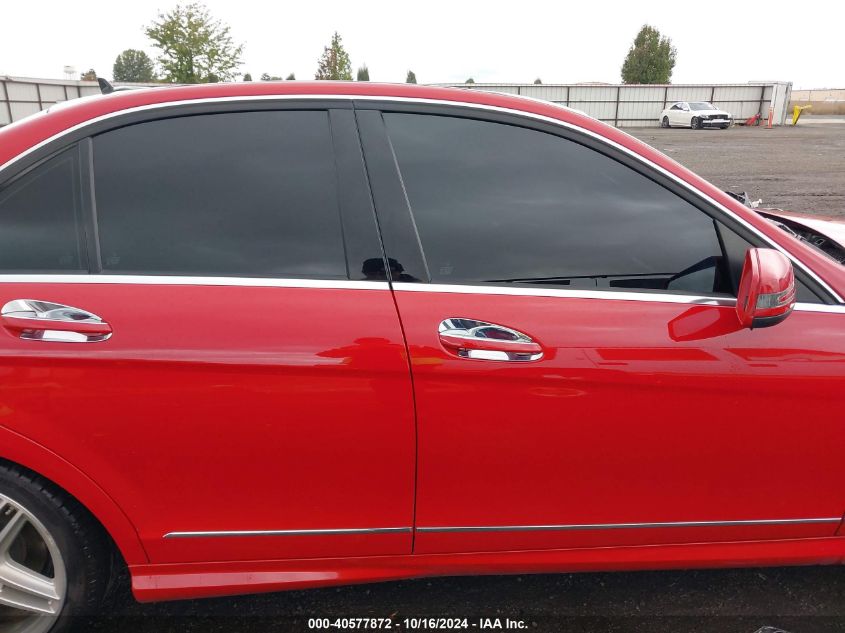 2012 Mercedes-Benz C 300 Luxury 4Matic/Sport 4Matic VIN: WDDGF8BB1CA688640 Lot: 40577872