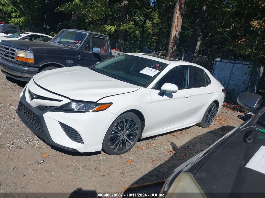 4T1B11HK1KU708069 2019 TOYOTA CAMRY - Image 2