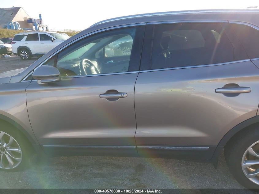 2019 LINCOLN MKC SELECT - 5LMCJ2C93KUL34978