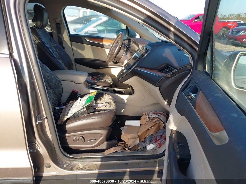 2019 LINCOLN MKC SELECT - 5LMCJ2C93KUL34978