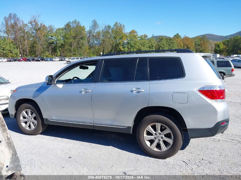 2013 Toyota Highlander Plus/Se VIN: 5TDBK3EH4DS230856 Lot: 40579279