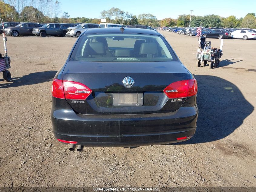 3VWDZ7AJ4BM381727 2011 Volkswagen Jetta 2.5L Se