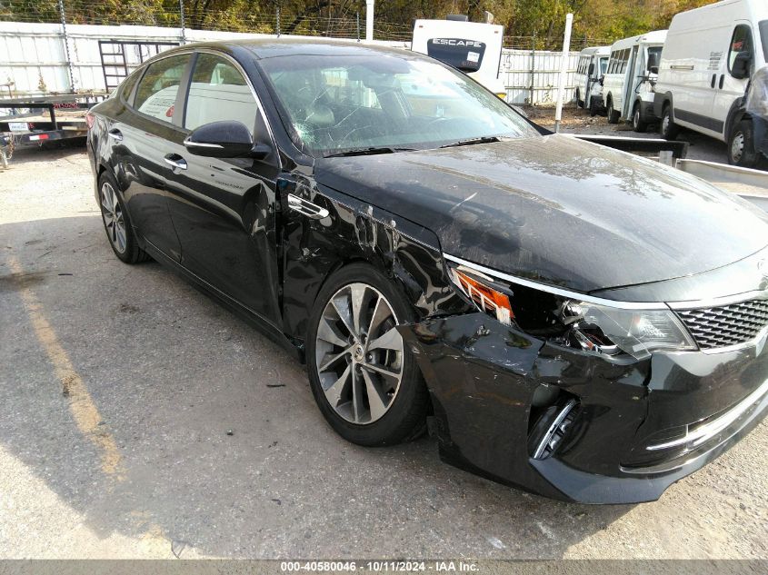 5XXGT4L30JG256724 2018 Kia Optima S