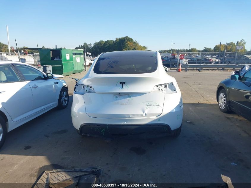 2023 Tesla Model Y Awd/Long Range Dual Motor All-Wheel Drive VIN: 7SAYGAEE2PF688882 Lot: 40580397