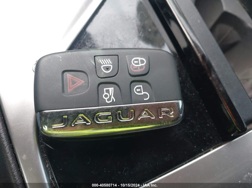 2015 JAGUAR XF 3.0 PORTFOLIO/3.0 SPORT - SAJWJ0FF8F8U56164