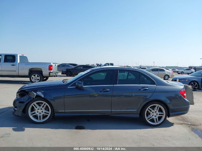 2014 Mercedes-Benz C 300 Luxury 4Matic/Sport 4Matic VIN: WDDGF8AB5EG236854 Lot: 40580932