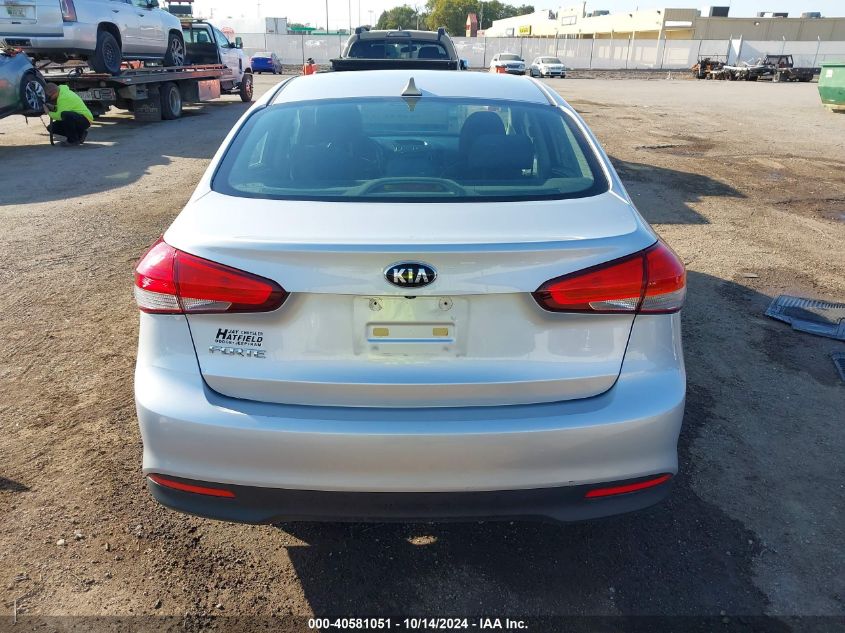 2017 Kia Forte Lx VIN: 3KPFL4A79HE017158 Lot: 40581051