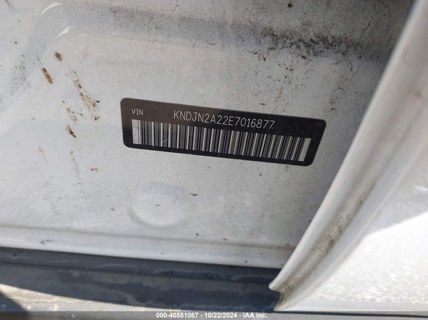 2014 Kia Soul VIN: KNDJN2A22E7016877 Lot: 40581087