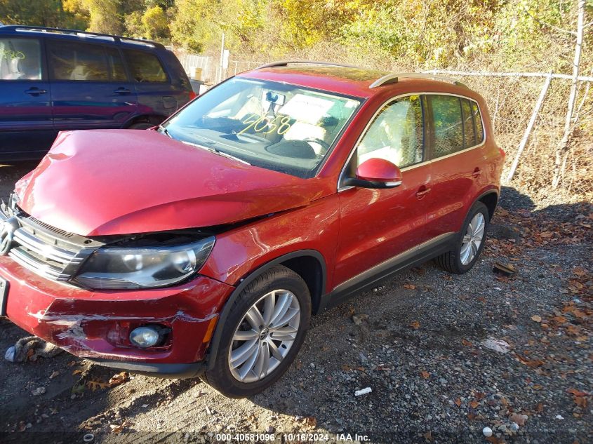 2014 Volkswagen Tiguan R-Line/S/Se/Sel VIN: WVGBV3AX6EW019028 Lot: 40581096