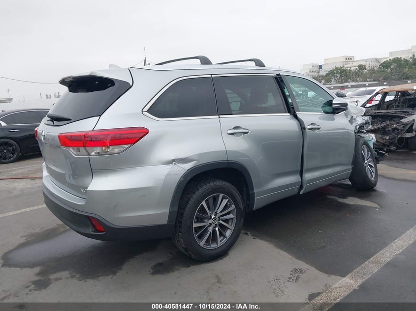 VIN 5TDKZRFH1HS509295 2017 TOYOTA HIGHLANDER XLE