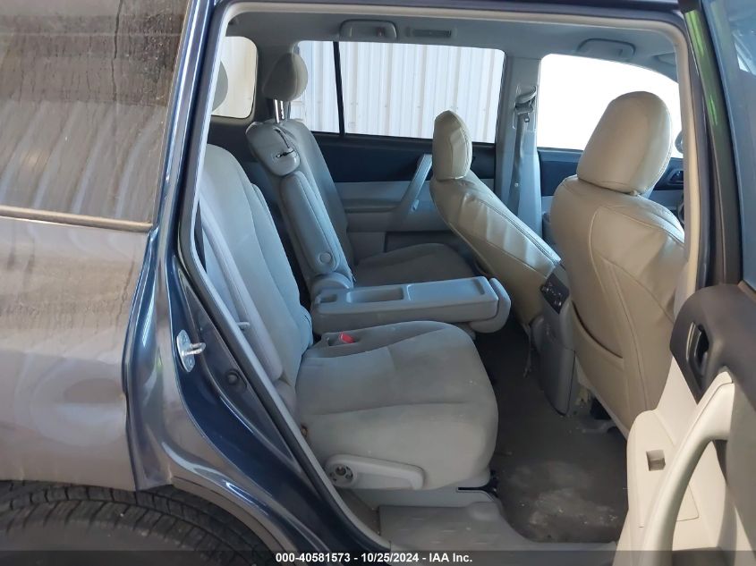 2010 Toyota Highlander Base V6 VIN: 5TDBK3EH6AS018665 Lot: 40581573