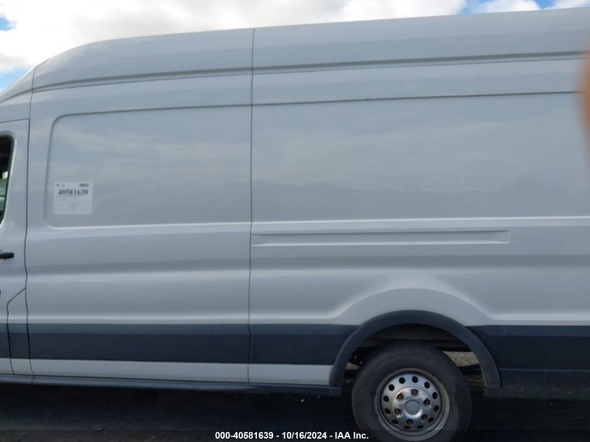 2022 Ford Transit-250 Cargo Van VIN: 1FTBR3U85NKA64529 Lot: 40581639