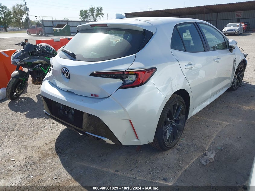 2025 TOYOTA COROLLA XSE - JTNC4MBE7S3236465