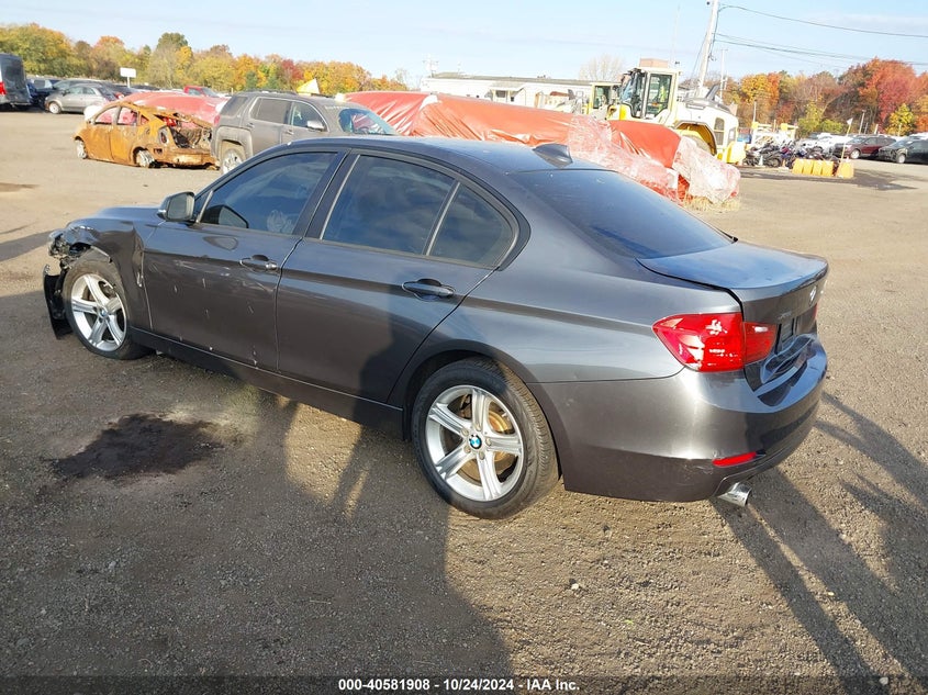 2014 BMW 320I XDRIVE - WBA3C3G55ENS71229