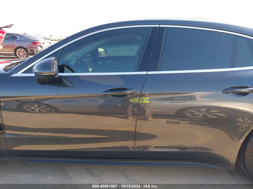 2017 PORSCHE PANAMERA 4S - WP0AB2A76HL121020