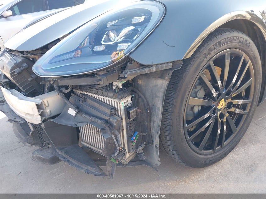 2017 PORSCHE PANAMERA 4S - WP0AB2A76HL121020