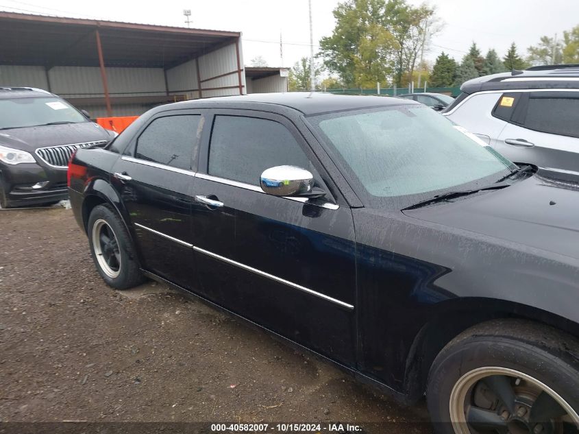 2010 Chrysler 300 Touring/Signature Series/Executive Series VIN: 2C3CA5CV4AH263107 Lot: 40582007