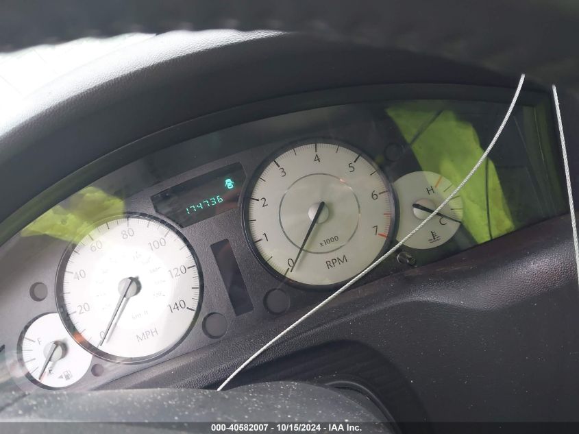 2010 Chrysler 300 Touring/Signature Series/Executive Series VIN: 2C3CA5CV4AH263107 Lot: 40582007