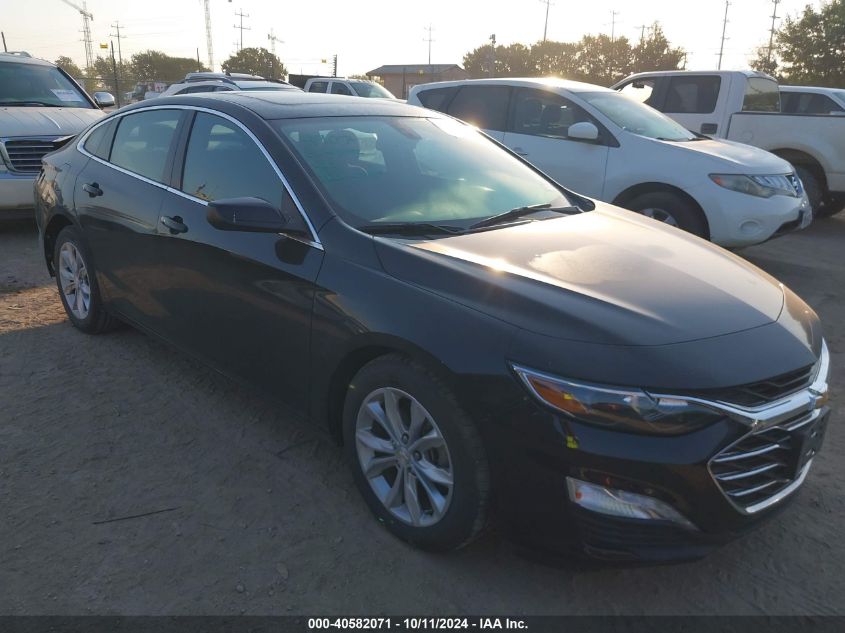 1G1ZD5ST0NF137744 Chevrolet Malibu LT