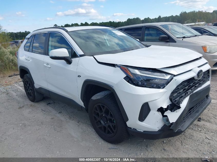 2022 TOYOTA RAV4  (VIN: 2T3W1RFV3NC210188)
