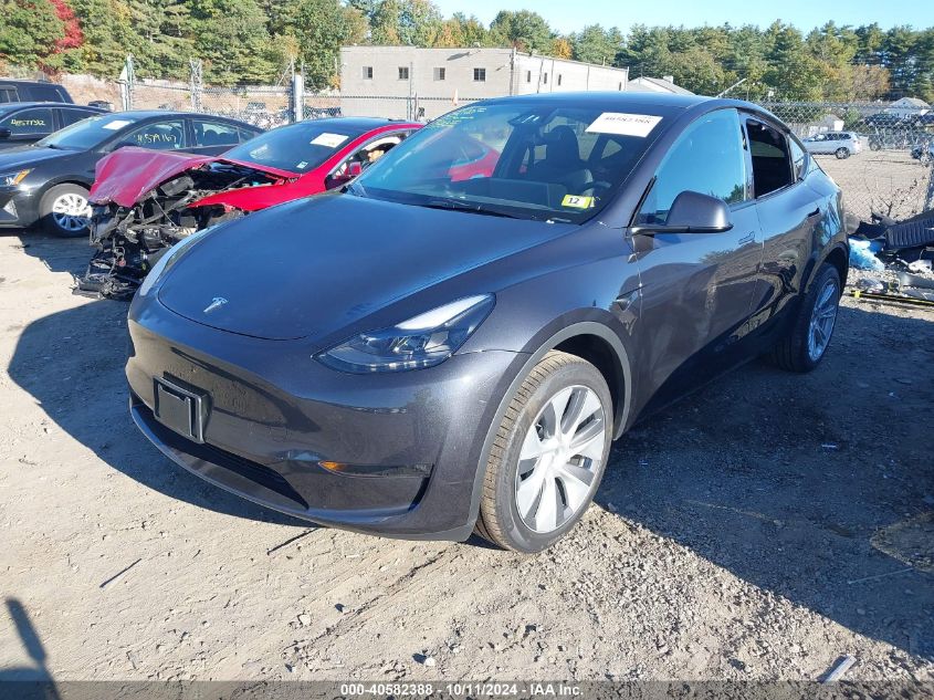 VIN 7SAYGDEE5RA247944 2024 Tesla Model Y, Long Rang... no.2