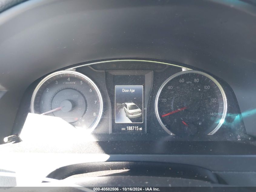 2017 TOYOTA CAMRY SE - 4T1BF1FK2HU760890