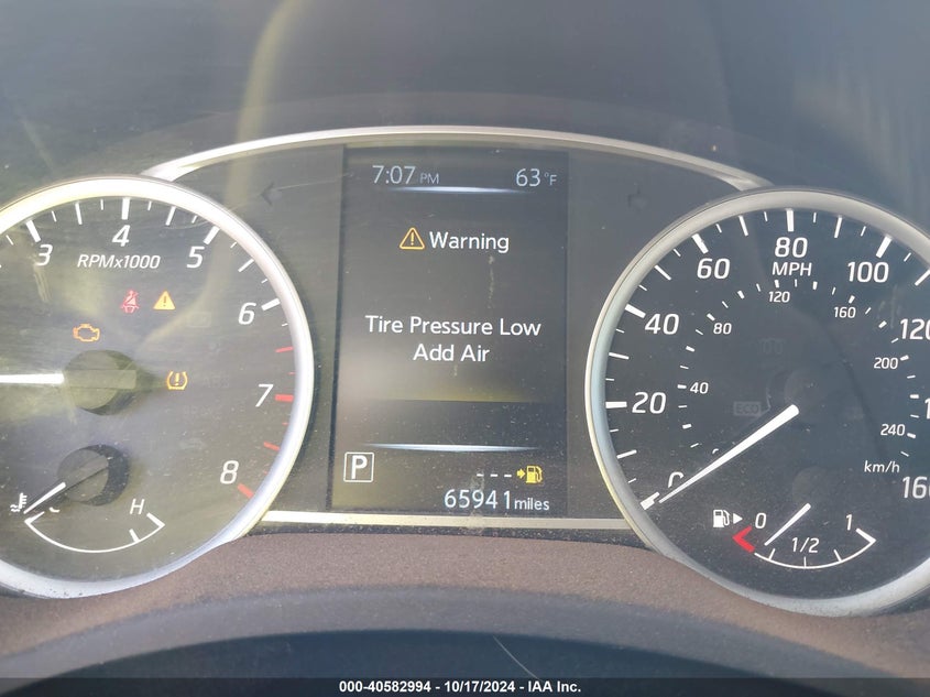 2017 Nissan Sentra Sr VIN: 3N1AB7AP8HY252361 Lot: 40582994