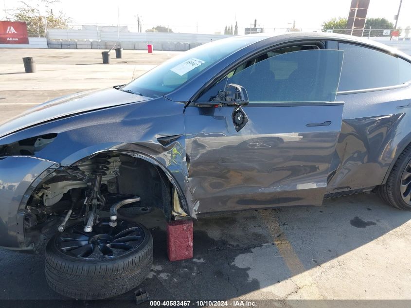 2022 Tesla Model Y Performance Dual Motor All-Wheel Drive VIN: 7SAYGDEF3NF561002 Lot: 40583467