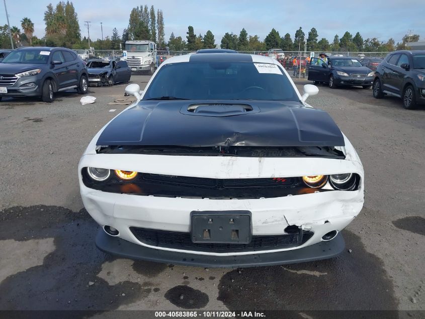 2017 Dodge Challenger R/T Plus Shaker VIN: 2C3CDZBT7HH633412 Lot: 40583865