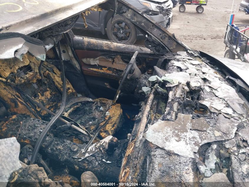 2007 BMW 335I VIN: WBAVB73547VF52498 Lot: 40584001